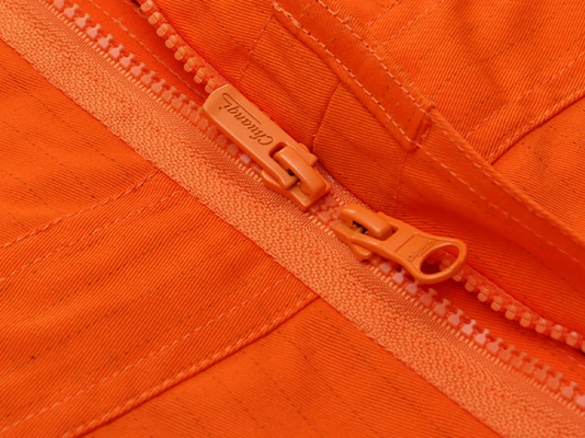 How to Balance Breathability, Comfort, and Safety When Choosing One-Piece Work Suits for Crew Members
